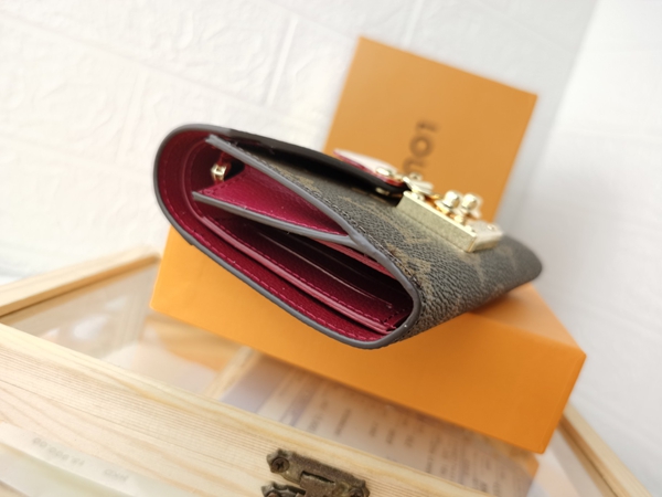 LVコピーウォレット細部ディテール